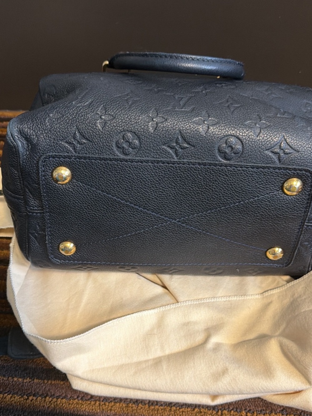 Louis Vuitton Black Monogram Embossed Leather Speedy 25 Bandoulière - Picture 3 of 4